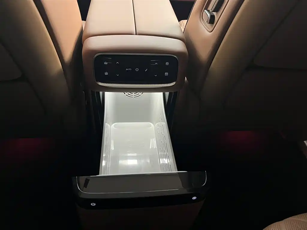 Voyah Taishan 2026 Max+