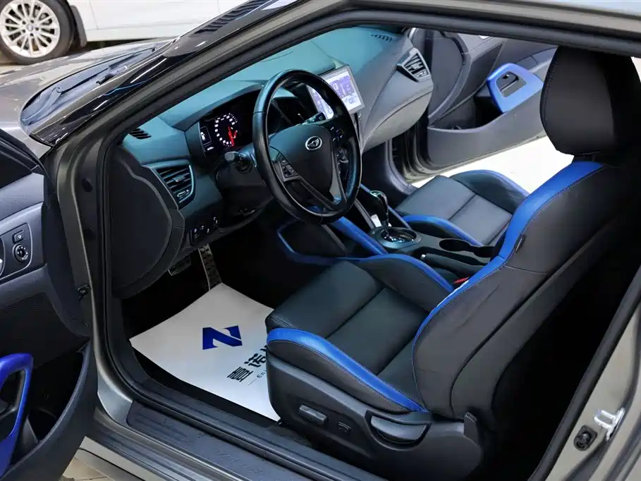 Hyundai Veloster 2015 1.6T Automatic Luxury Edition