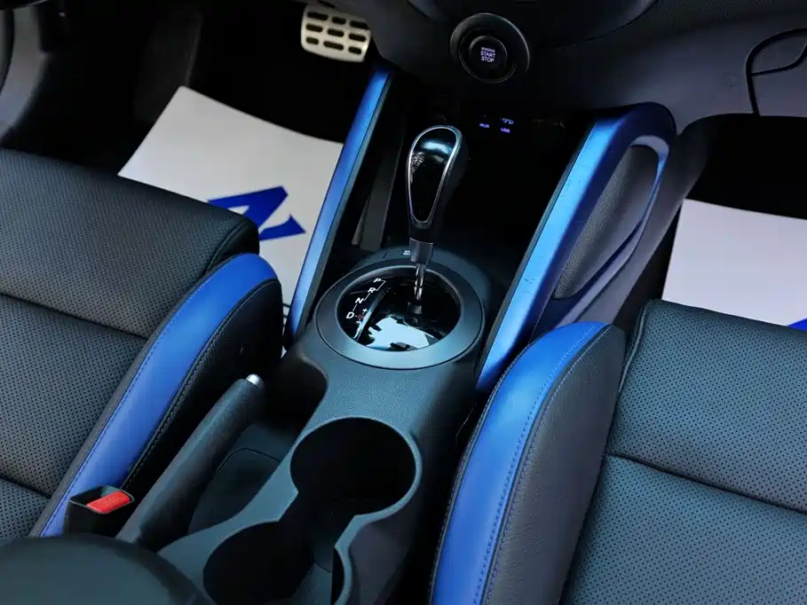 Hyundai Veloster 2015 1.6T Automatic Luxury Edition