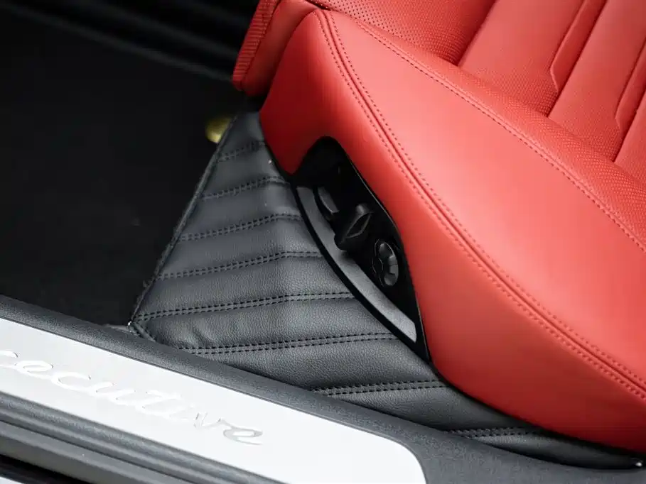 2023 Porsche Panamera 4 Executive LWB 2.9T
