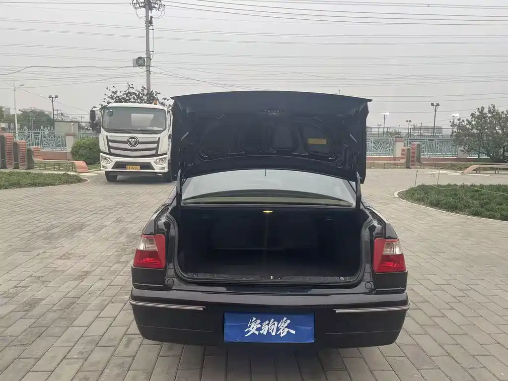 Volkswagen Santana Zhijun 2007 2.0 AT Luxury