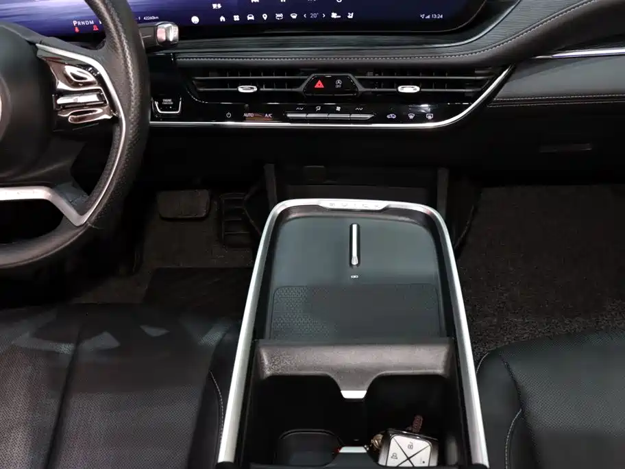 Buick LaCrosse 2023 28T Yuezun Edition