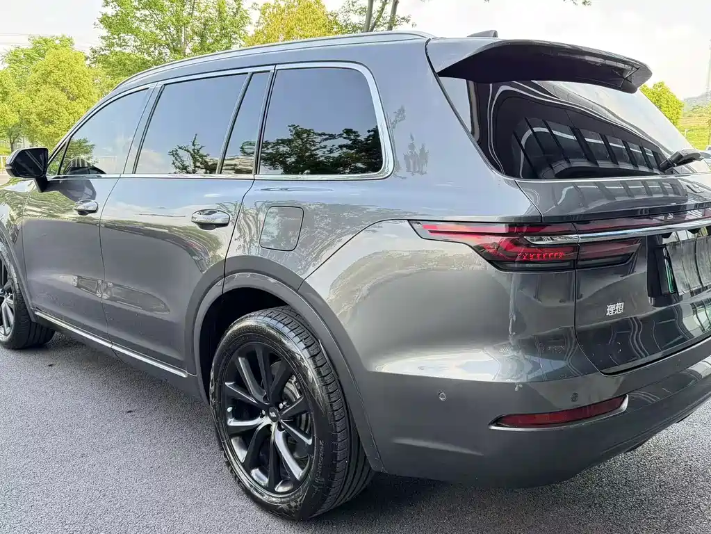 Li ONE 2021 EREV 6-Seater