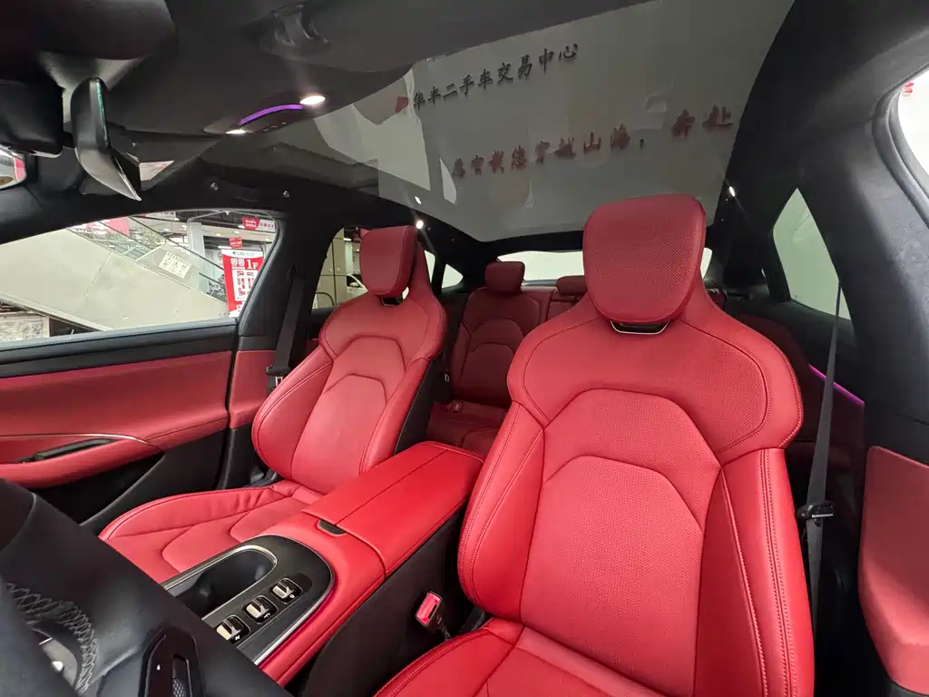 Xiaomi SU7 2024 AWD Ultra-Long Range Advanced Intelligent Driving Max Edition