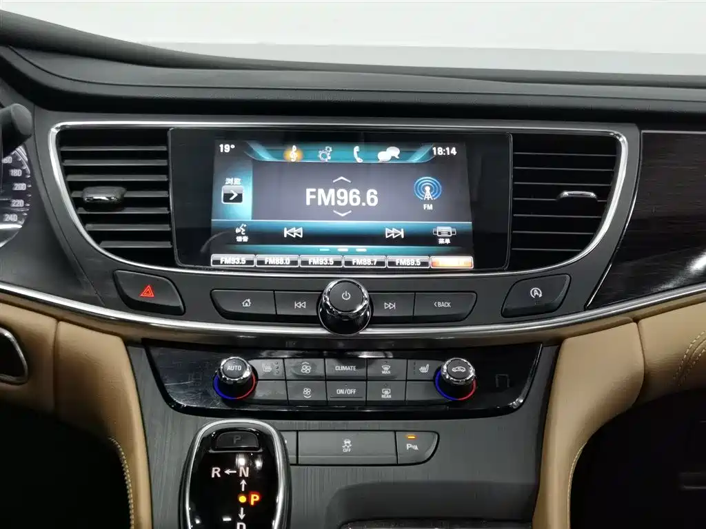 Buick LaCrosse 2018 28T Elite