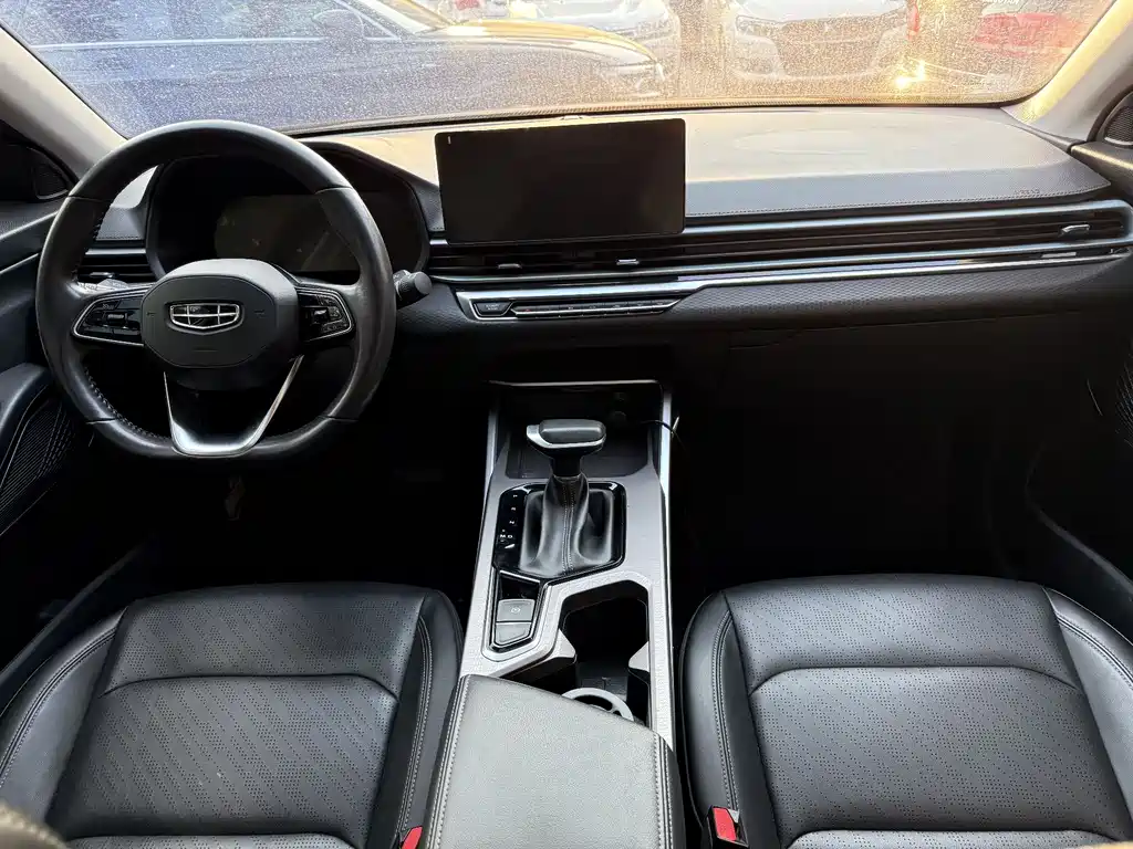 Geely Emgrand 2022 4th Gen 1.5L CVT Luxury