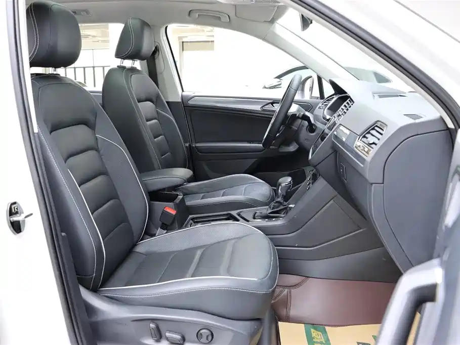 Tiguan L 2019 330TSI Automatic FWD R-Line Flagship Edition China VI