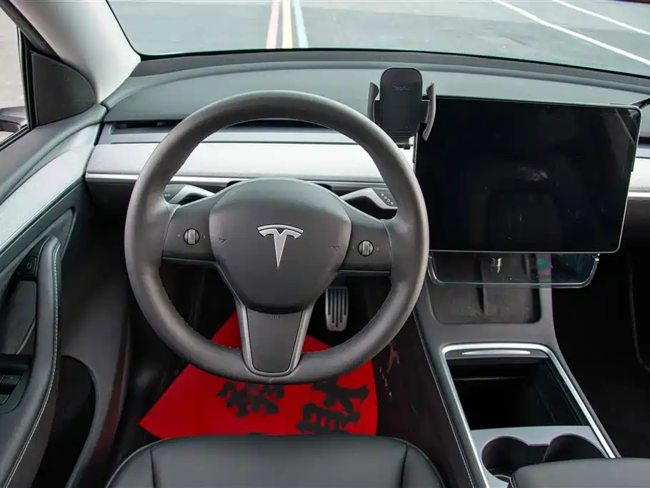 Model Y 2023 Rear-Wheel Drive