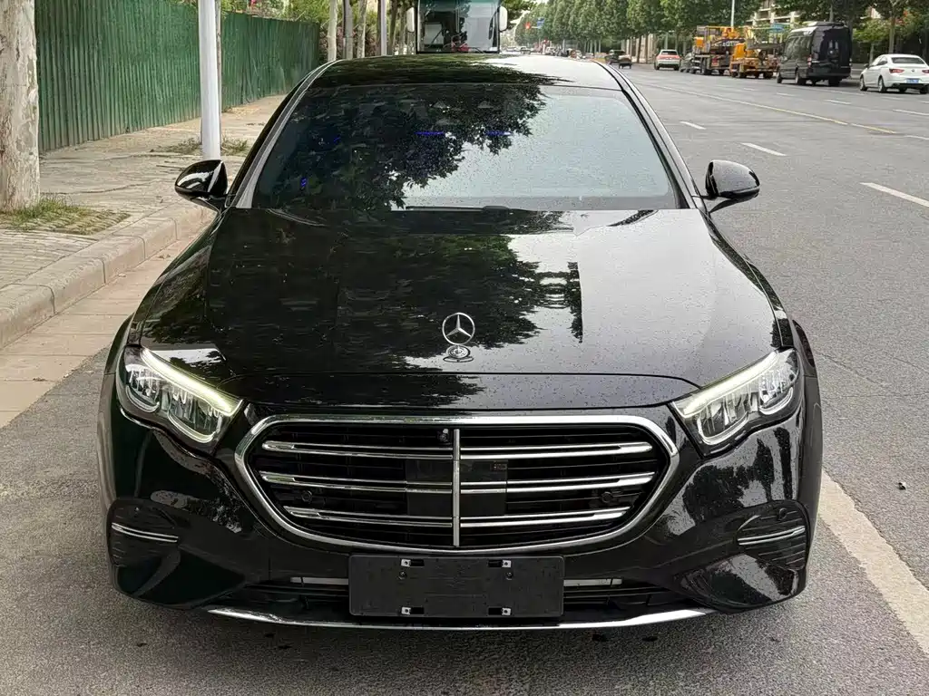 Mercedes-Benz E-Class NEV 2024 E 350 e L Plug-in Hybrid Sedan