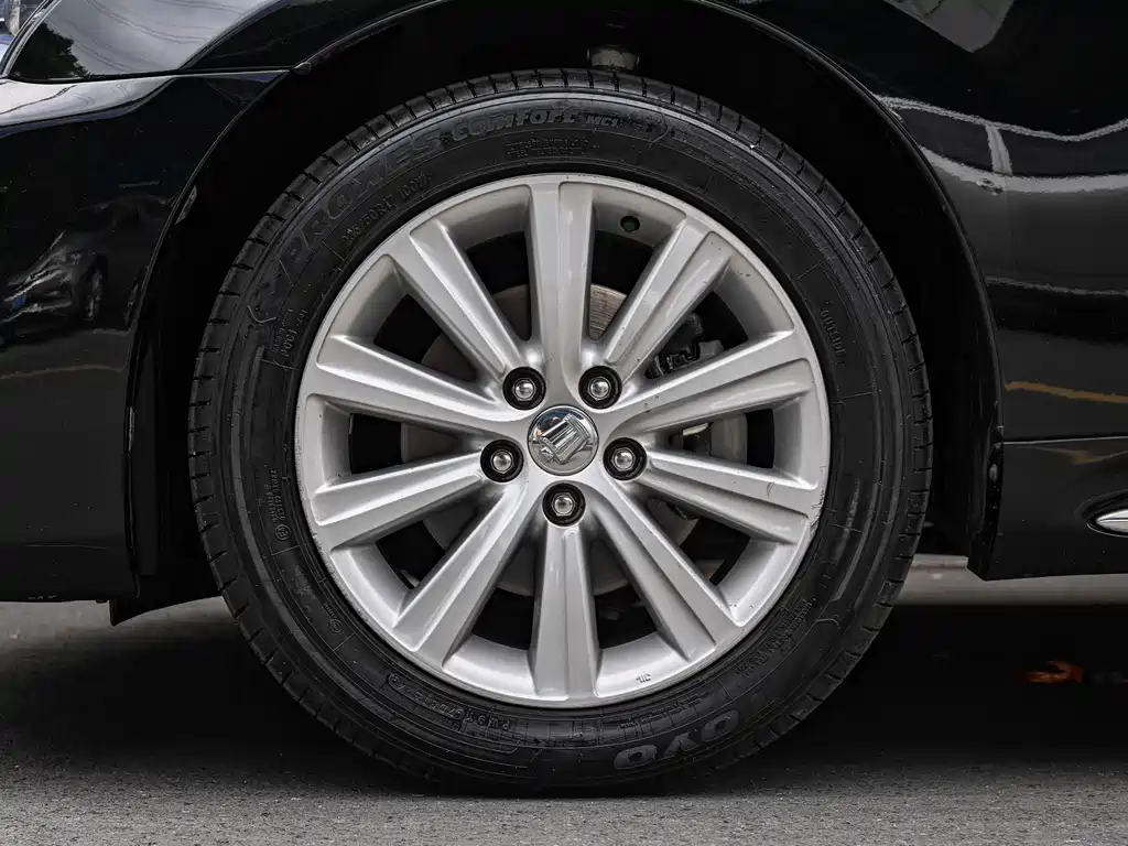 Toyota Crown 2012 2.5L Royal Leather Edition