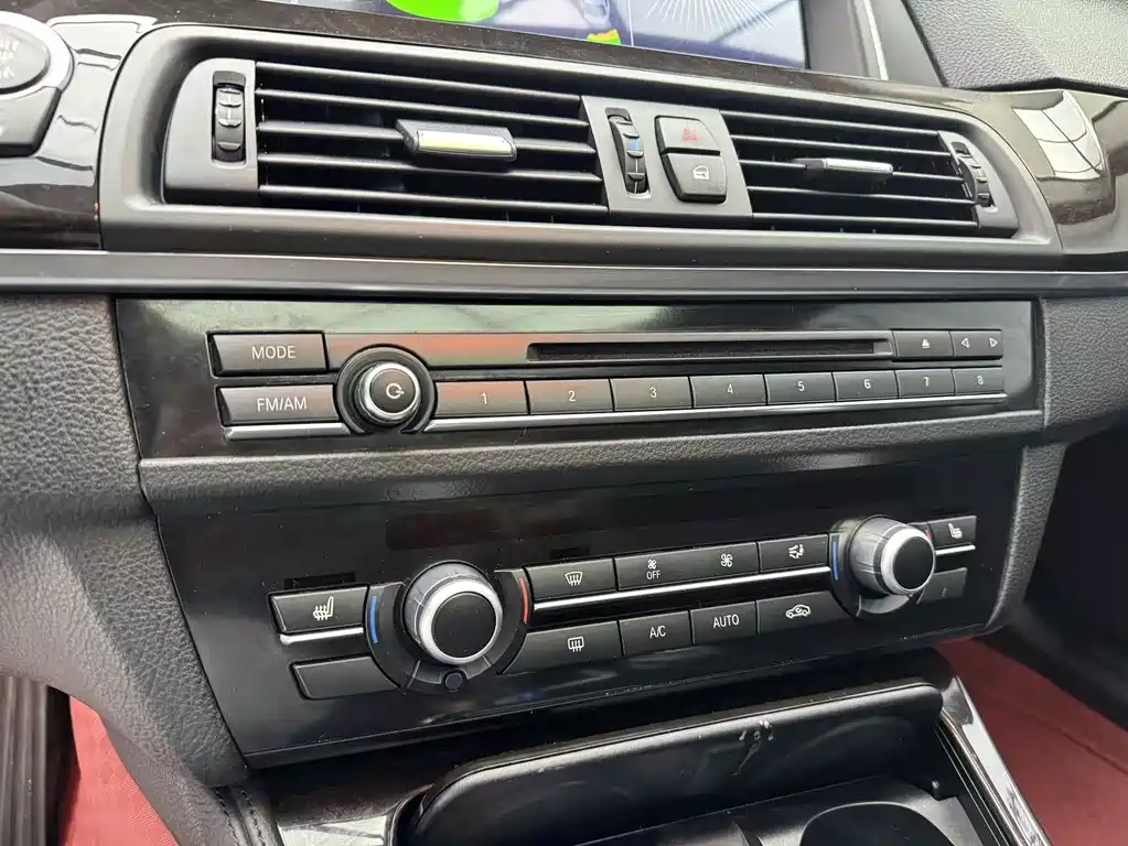 BMW 5 Series 2013 525Li Leading Edition