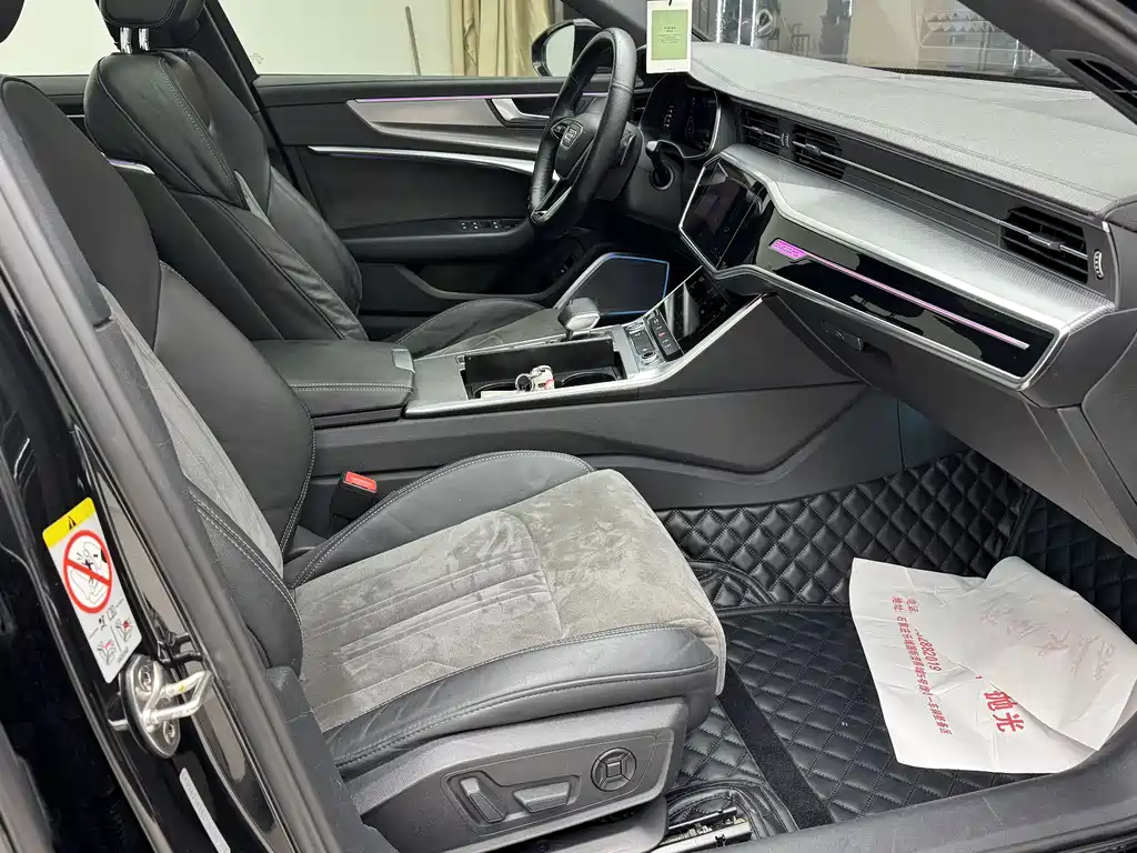 Audi A6L 2019 45 TFSI Dynamic Selection