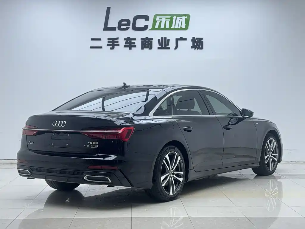 Audi A6L 2019 45 TFSI Dynamic Selection
