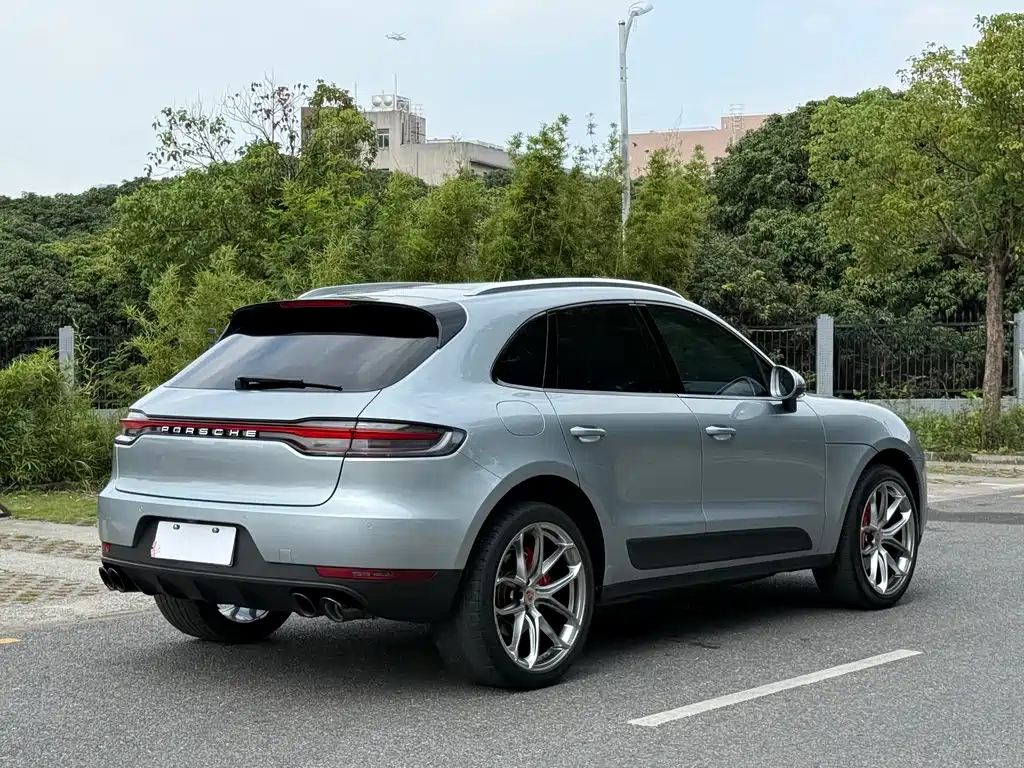 2021 Porsche Macan 2.0T