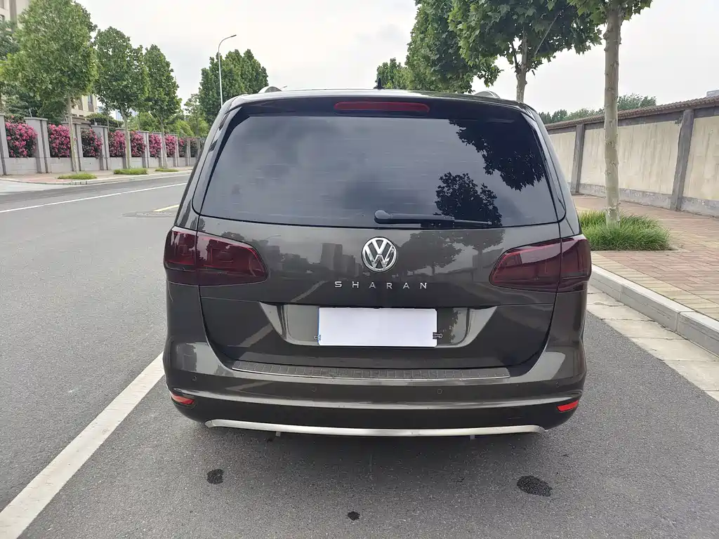 Volkswagen Sharan 2014 2.0TSI Luxury