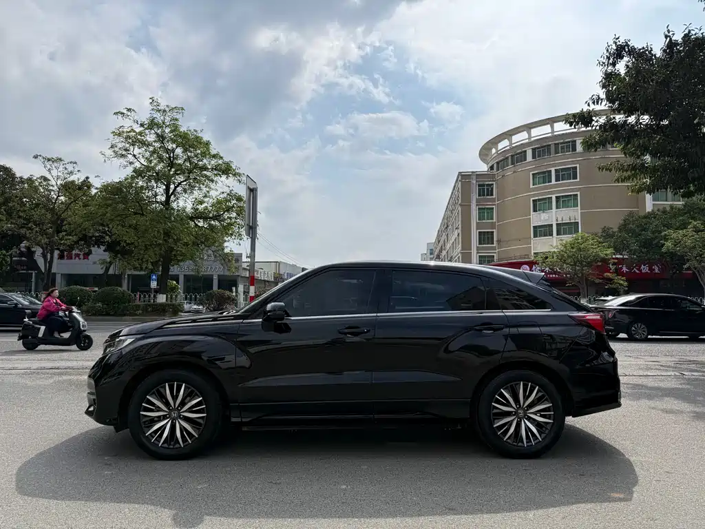 Avancier 2020 370TURBO 2WD Luxury Edition