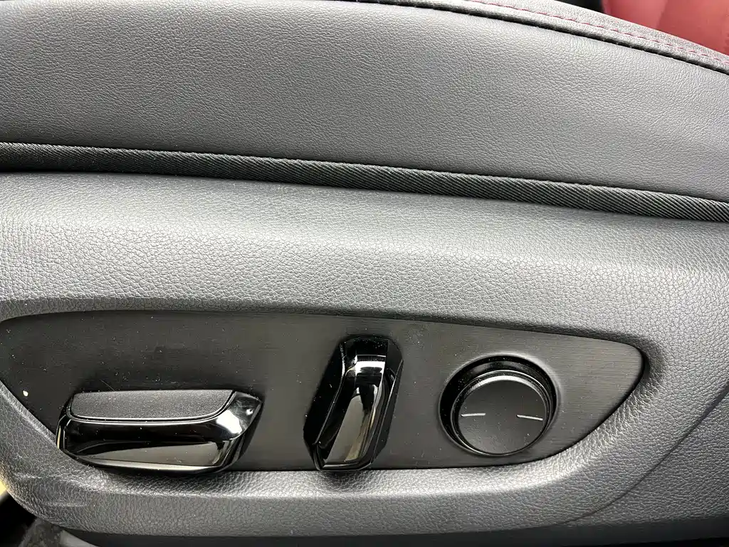 Lexus NX 2025 200 FUN