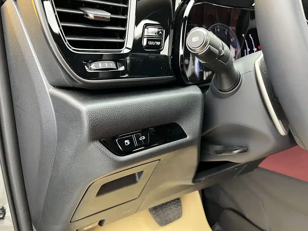 Lexus NX 2025 200 FUN