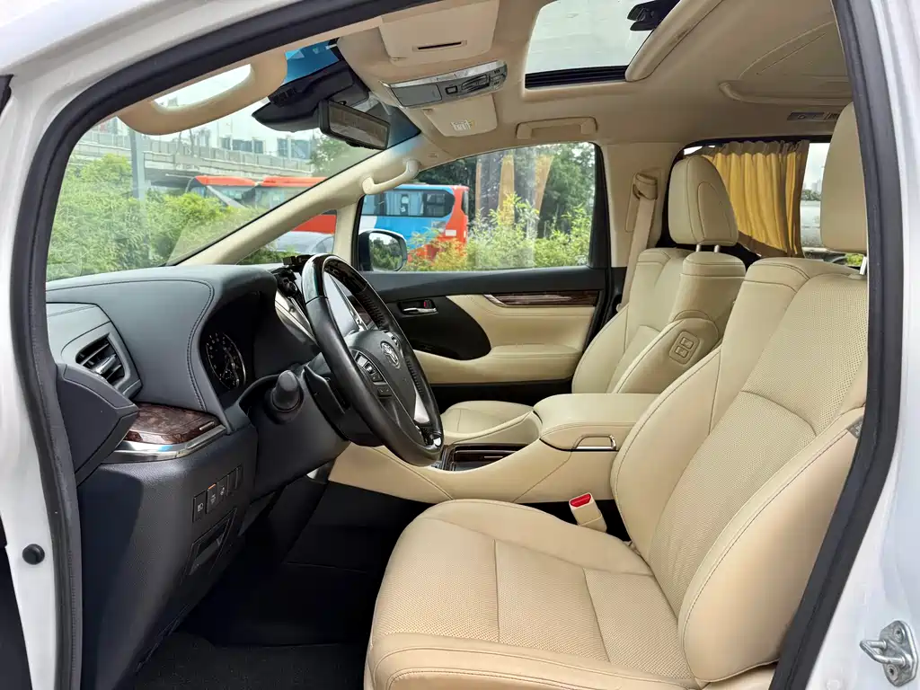 Alphard 2021 Hybrid 2.5L Luxury Edition