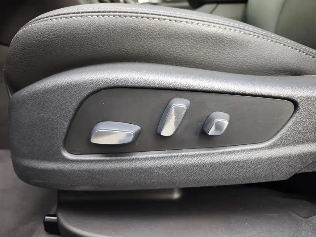 Cadillac XT6 2021 28T Luxury 6-Seater