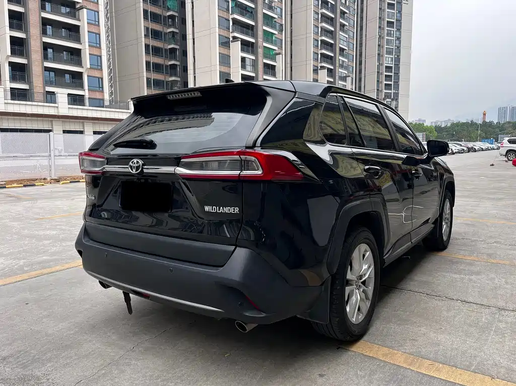 Wildlander 2022 Facelift 2.0L CVT FWD Leading Edition