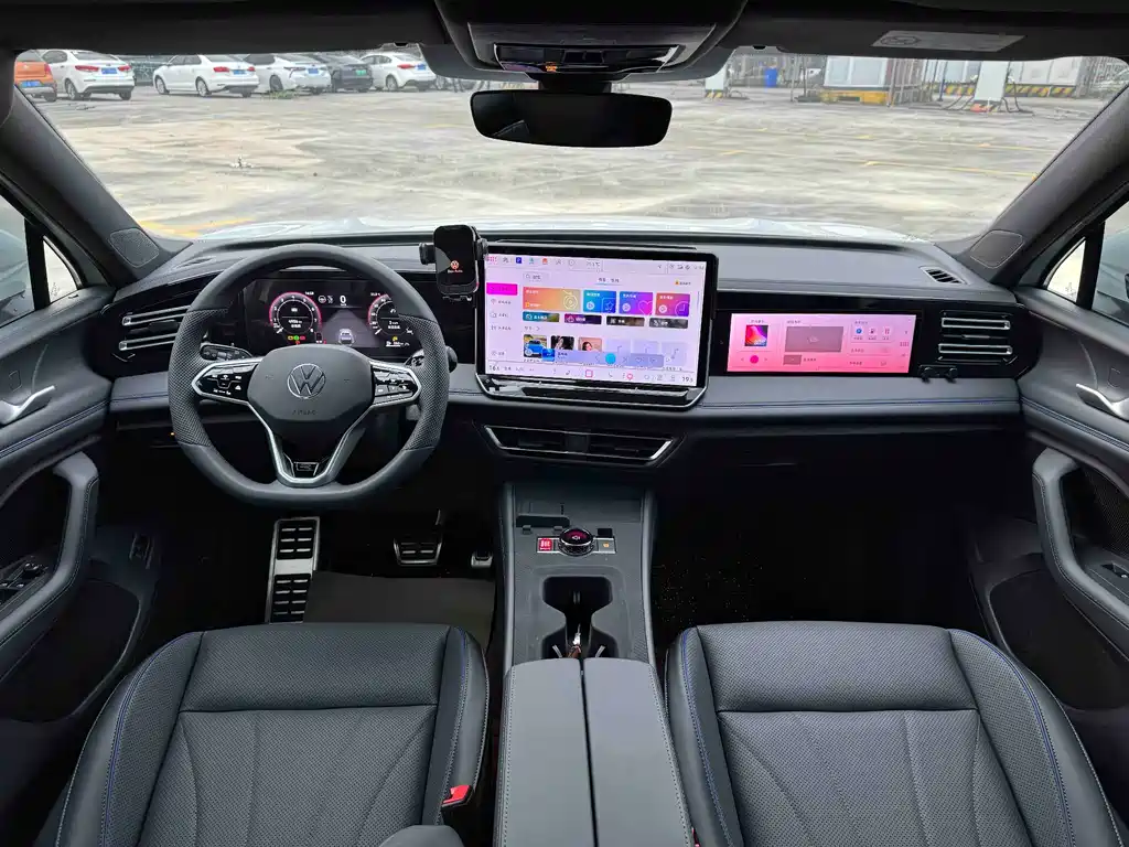 Volkswagen Tiguan L 2024 PRO 330TSI FWD Smart Lead Edition