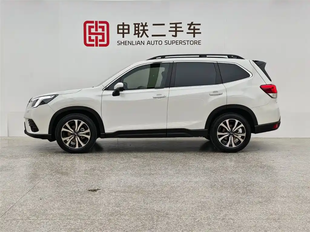 Subaru Forester 2024 2.5i AWD Premium Edition EyeSight