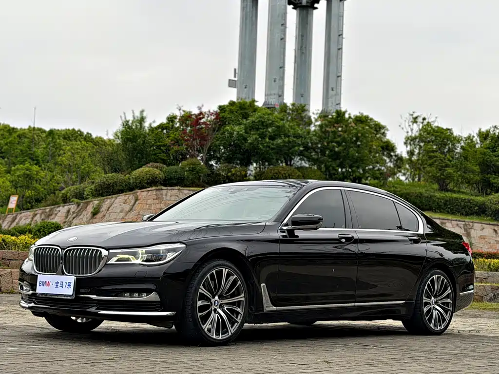BMW 7 Series 2018 740Li xDrive Executive Edition Excellence Package