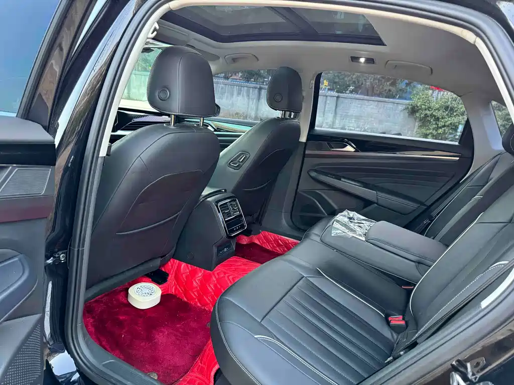 Volkswagen Passat 2022 330TSI Starlight Elite Edition