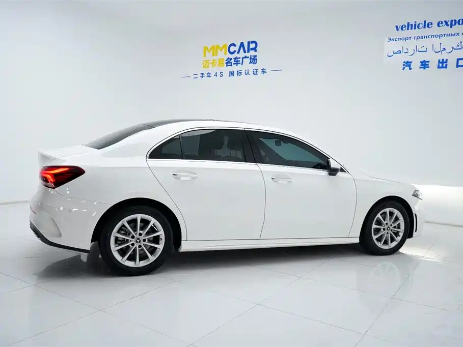 Mercedes-Benz A-Class 2022 Facelift A 200 L Sport Sedan Fashion Edition