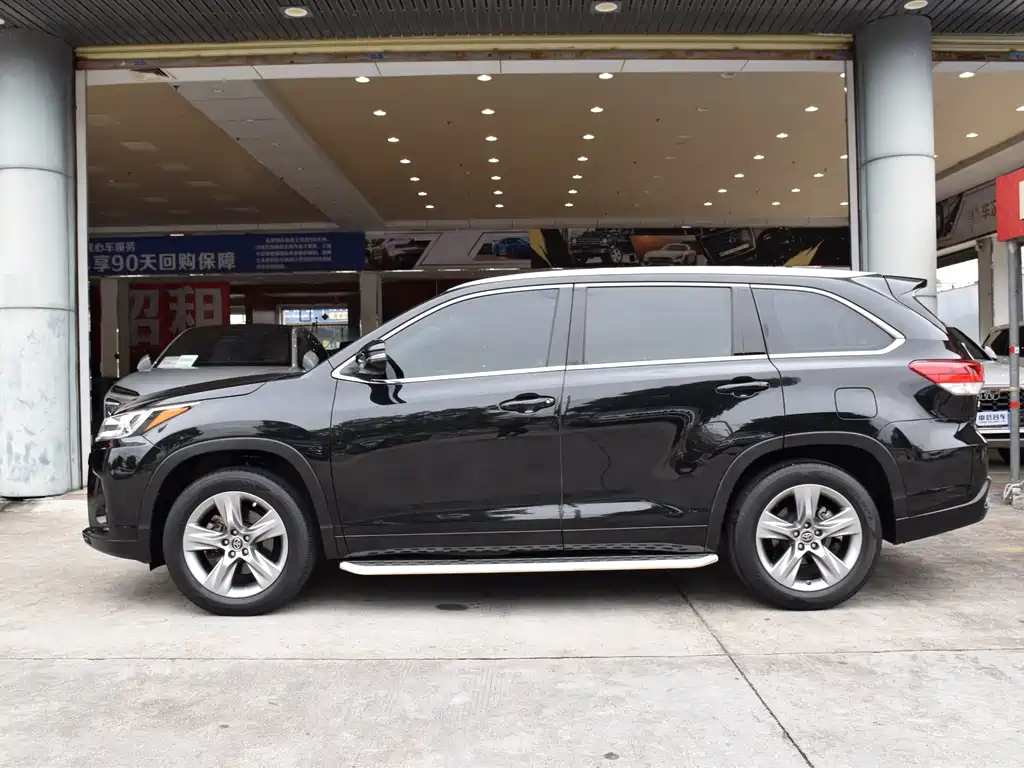 Highlander 2021 2.0T FWD Luxury Edition 7-Seater
