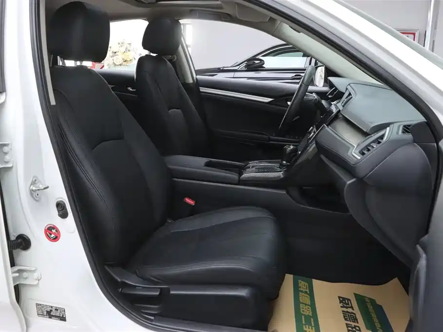 Civic 2016 220TURBO CVT Luxury Edition