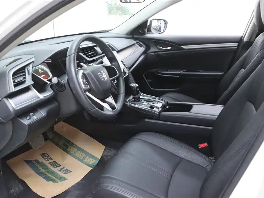 Civic 2016 220TURBO CVT Luxury Edition