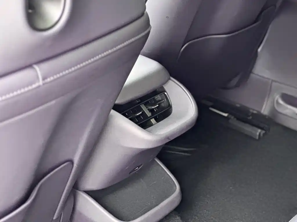 Avatr 06 2025 Ultra EV