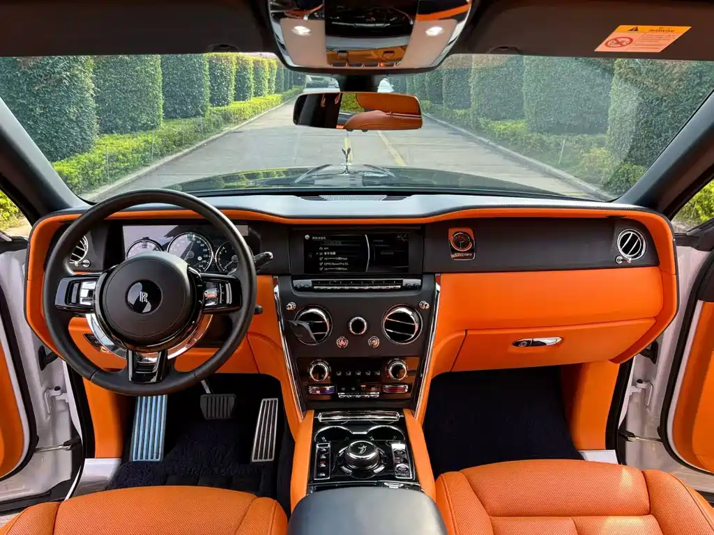 Rolls-Royce Cullinan 2018 Four-Seater