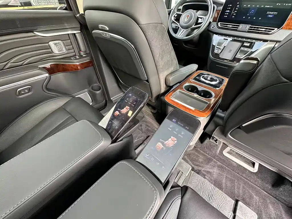 Hongqi HQ9 2023 2.0T Intelligent Connected Qiling Edition