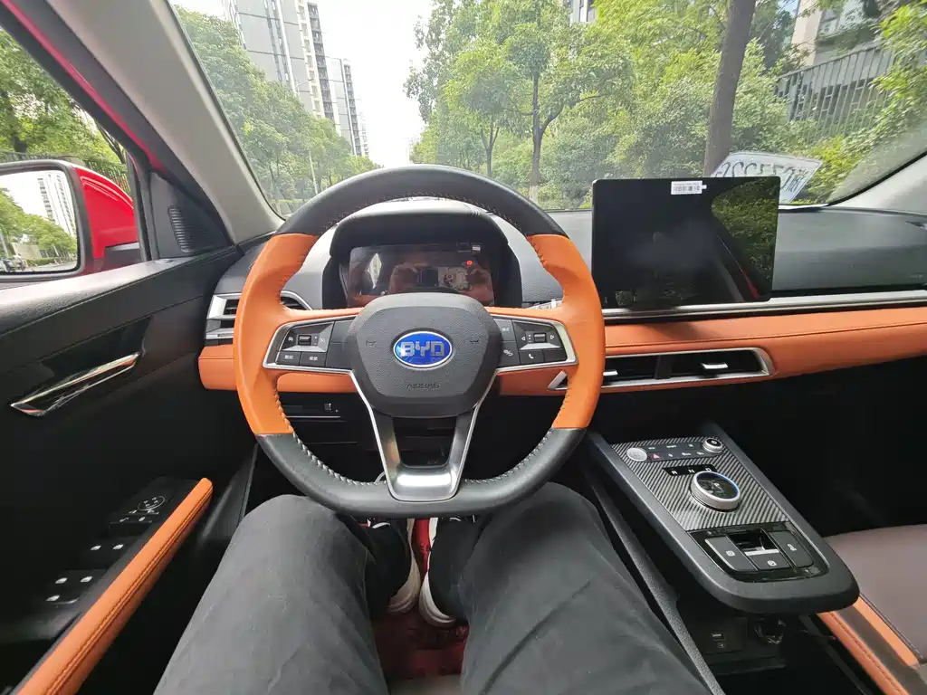 BYD e2 2020 Upgraded Long Range Luxury Edition