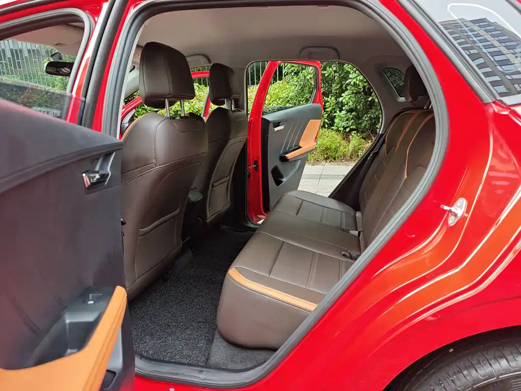 BYD e2 2020 Upgraded Long Range Luxury Edition