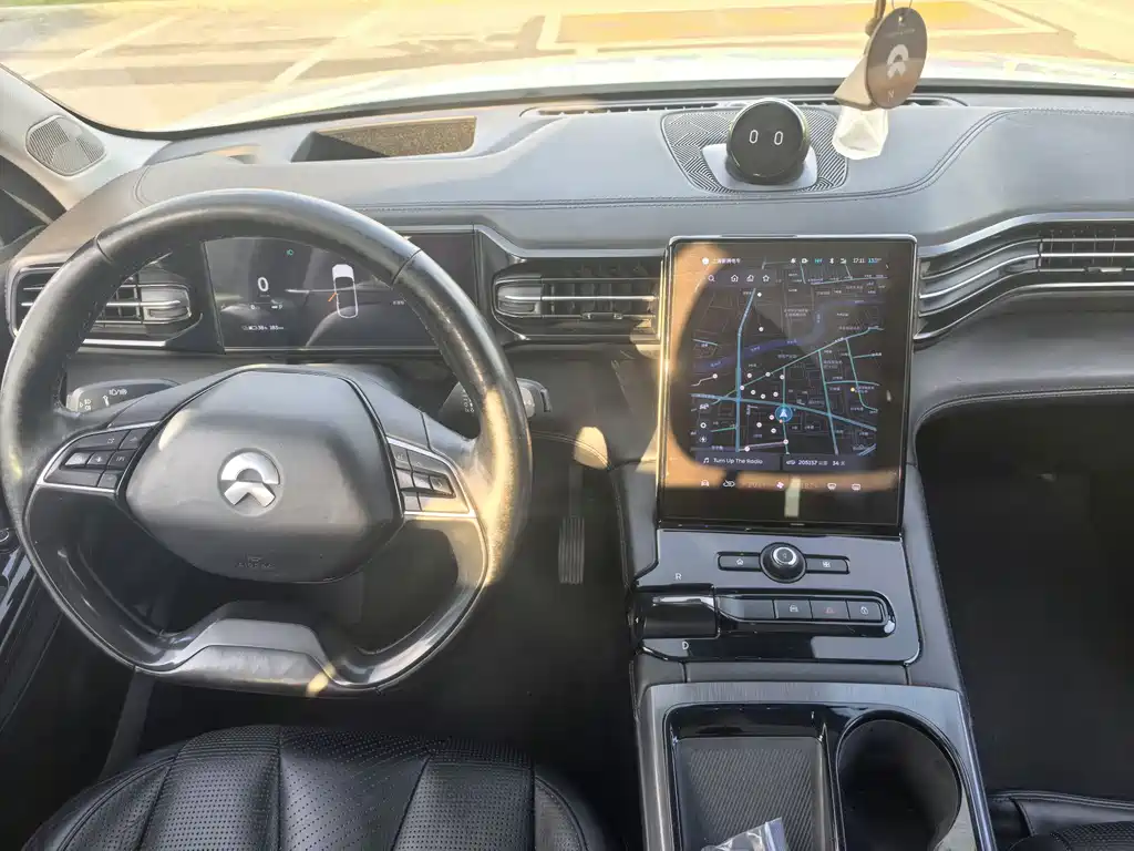 NIO ES8 2018 425km Base Edition 7-Seater