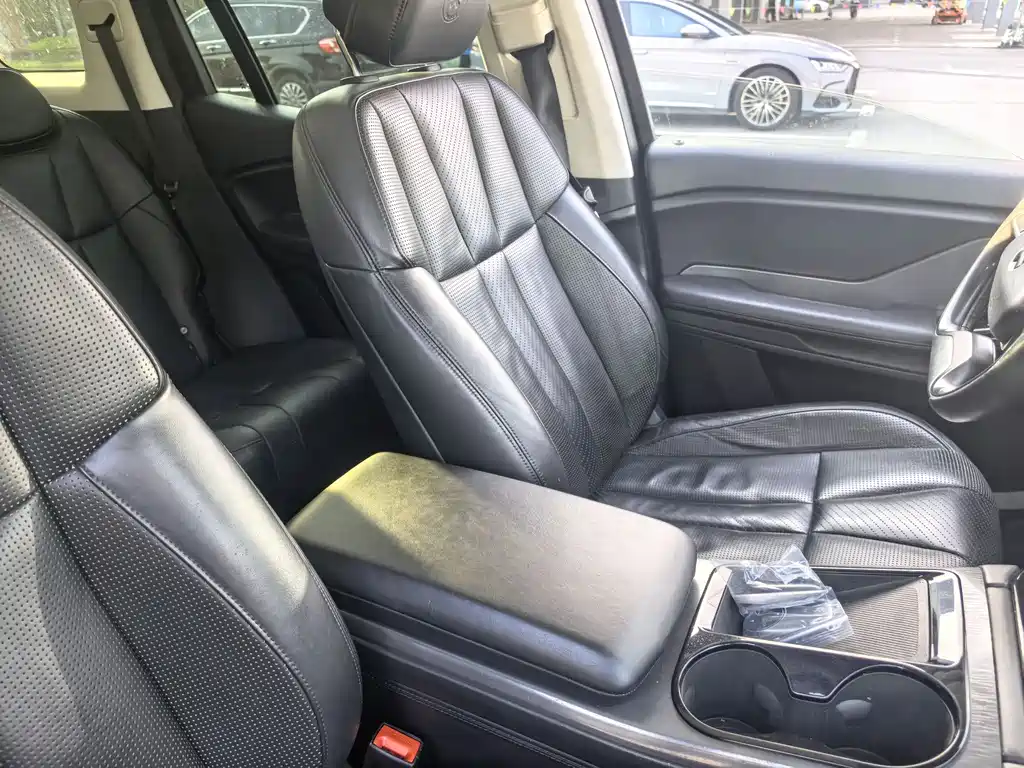 NIO ES8 2018 425km Base Edition 7-Seater