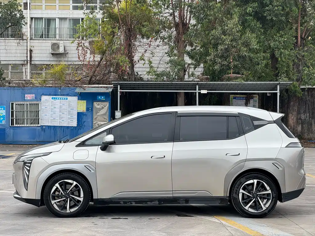 AION Y Plus 2023 510 Smart Leader Edition
