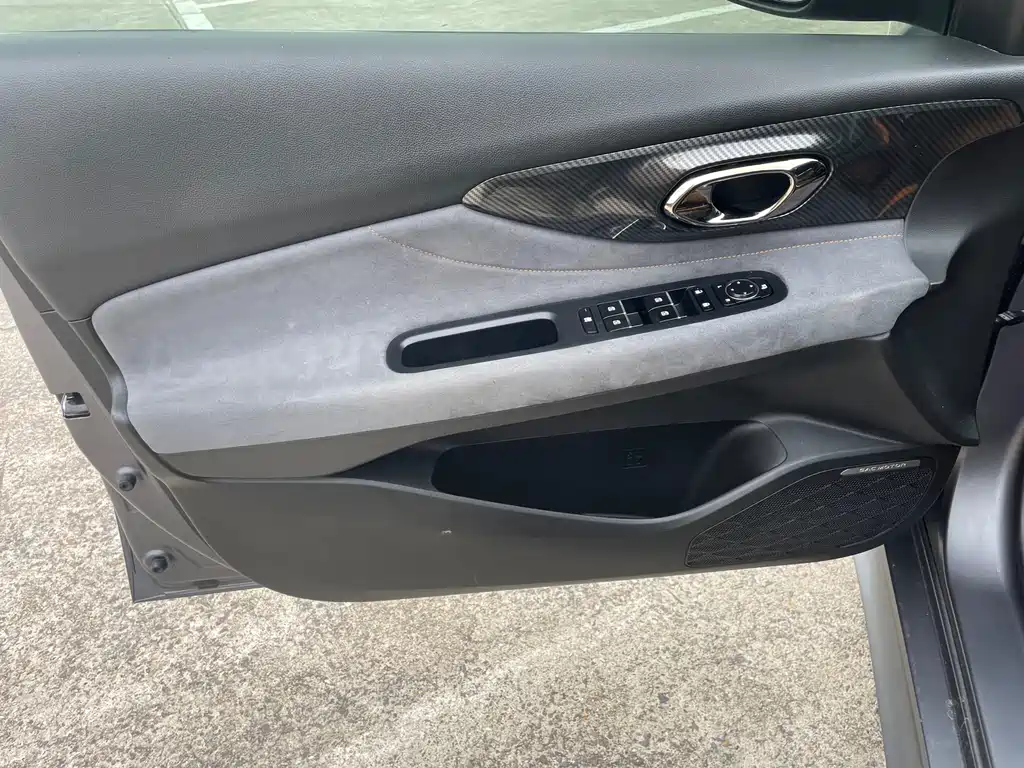 GAC Trumpchi Empow 2022 270T DCT J16 R-style Track Edition