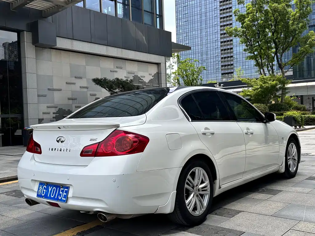 2013 Infiniti G25 Sedan Luxury Sport Edition