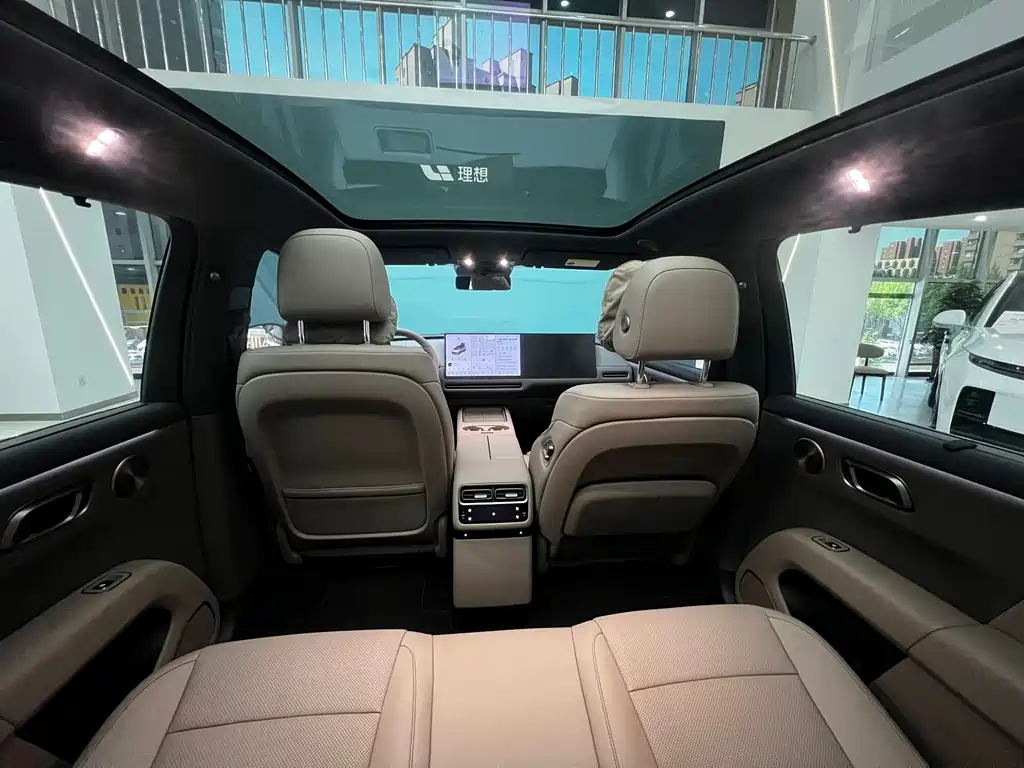 Li Auto i6 2025 AWD Standard Edition