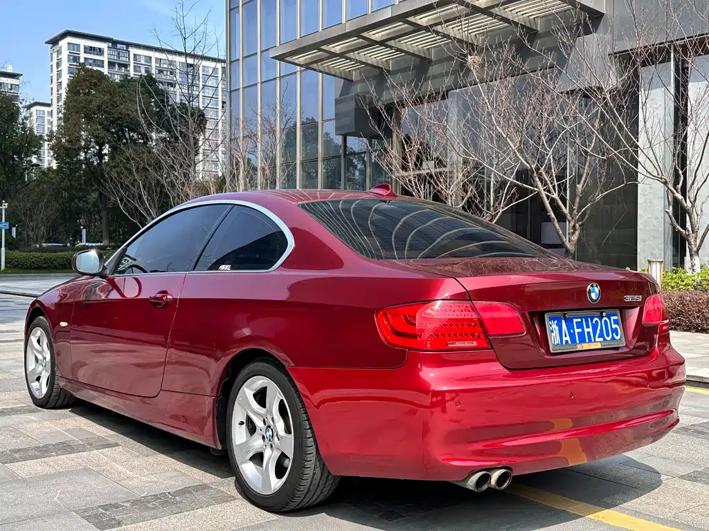 BMW 3 Series 2011 325i Coupe