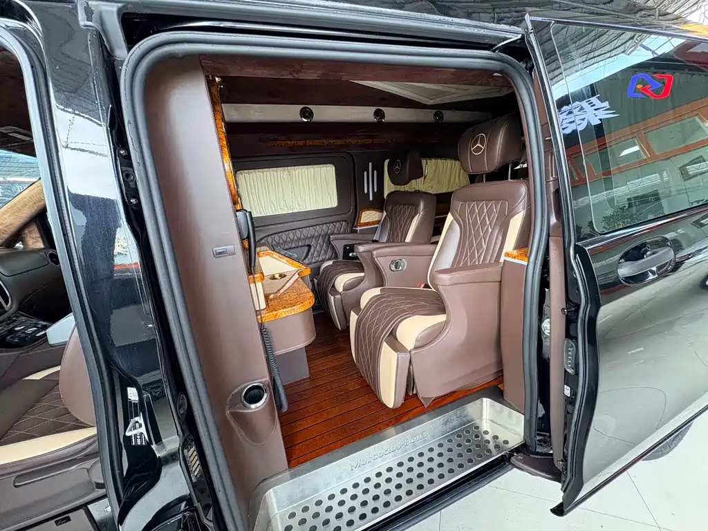 Vito 2018 2.0L Luxury High Roof Custom Edition