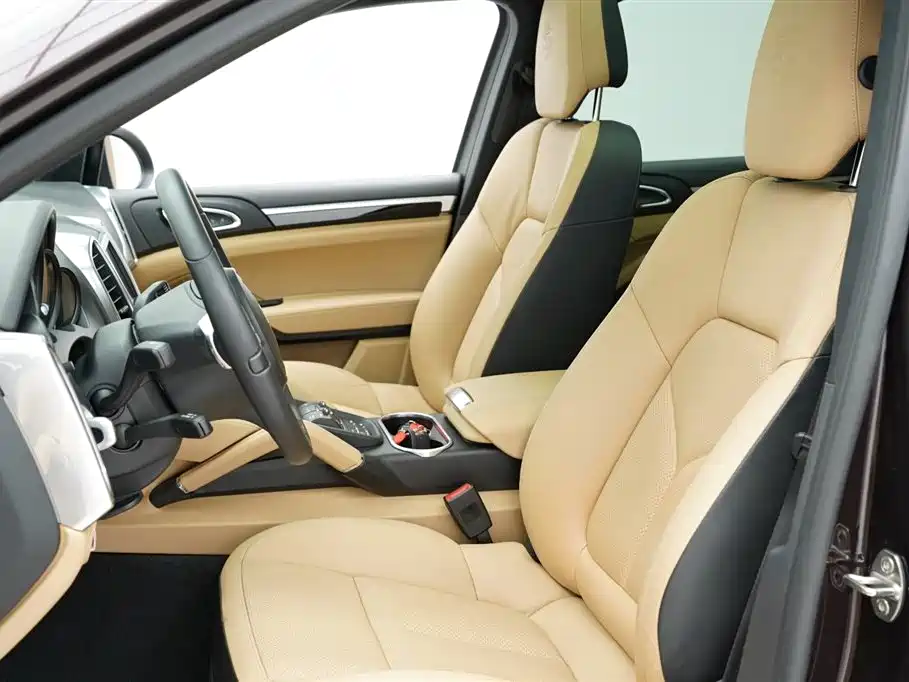Porsche Cayenne 2014 Cayenne Platinum Edition 3.0T