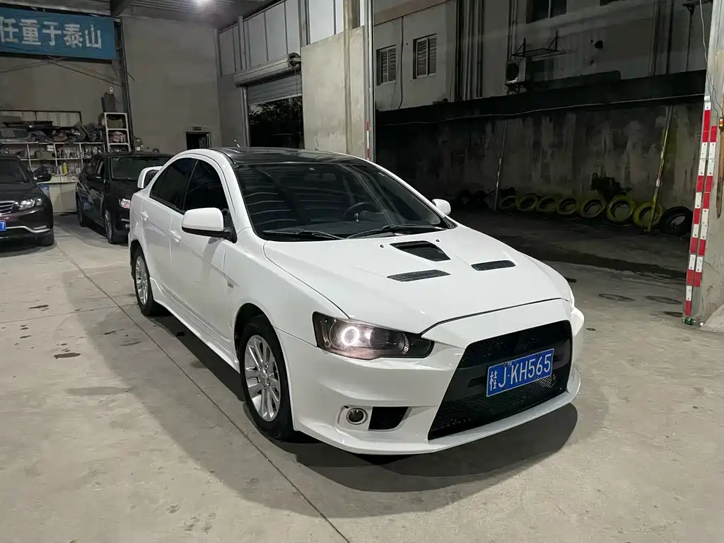 Mitsubishi Lancer EX 2011 1.8L CVT Luxury