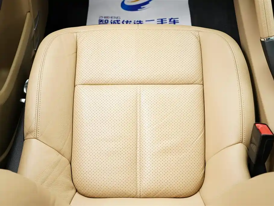 Cayenne 2014 Platinum Edition 3.0T