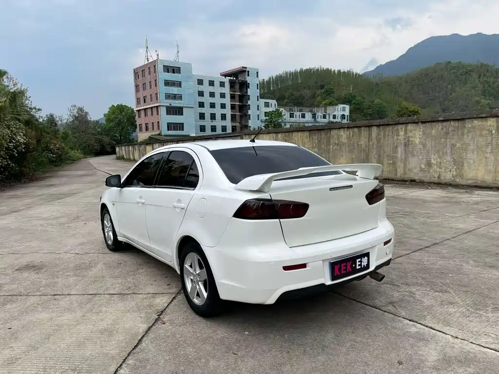 Mitsubishi Lancer EX 2013 Style Edition 1.6L Manual Luxury